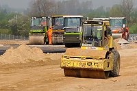 2011: Inwestycja inwestycję goni