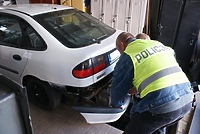 W samochodzie papierosy z przemytu, a w domu narkotyki