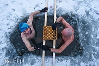 Morsując, można nawet grać w szachy