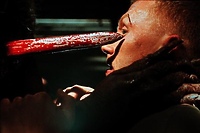 Armia Wilków w kinie samochodowym