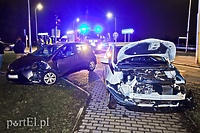 Czołowe zderzenie dwóch toyot na ul. Warszawskiej