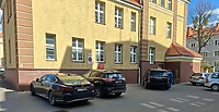 Czytelnik: w mieszkaniach wdychamy spaliny z parkujących aut