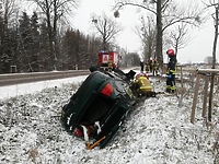 Dachował w volkswagenie