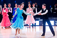 Parkiet należał do młodzieży