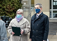 Parlamentarzyści Koalicji: "Bałagan ze szczepionkami"