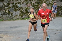 Pobiegną wokół obronnych murów