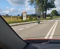 Hulajnogami po drodze wojewódzkiej 503
