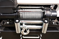 Jak zbudowane są wyciągarki samochodowe?