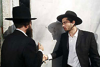 DKF. Oczy szeroko otwarte