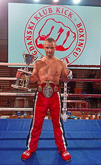 Kickboxing. Durma z pasem zawodowców