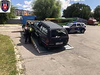 Kolejne pojazdy nieużytkowane znikają z dróg