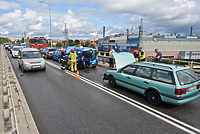 Kolizja czterech aut na moście Unii Europejskiej