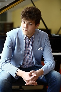 Koncert specjalny - Szymon Nehring i Elbląska Orkiestra Kameralna