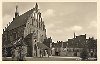 Dawno temu w Elblągu... kradziono kwiaty na przykościelnym cmentarzu