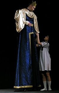 Baśniowa niedziela w teatrze