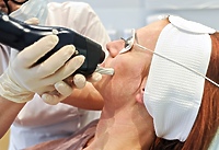 Laseroterapia w dermatologii estetycznej w gabinecie Medesta