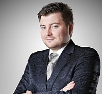 W zasadzie od początku jestem blisko niej...