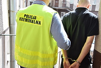 Pobił za ... 3 złote i e-papierosa