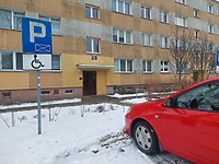 Czytelnik: Sielanka chce na osiedlu likwidować miejsca parkingowe dla niepełnosprawnych