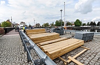 Most w remoncie, wodniacy na lodzie  (aktualizacja)