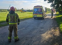 Motocyklista potrącił bliźniaczki