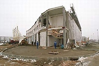 Bez sanitariatów i na czarno