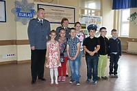 Najmłodsi tworzyli prace plastyczne o bezpieczeństwie