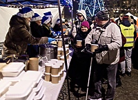 Nigdy nie jesteś sam, czyli wigilia na placu Dworcowym