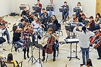 Otwarta próba smyczkami kreślona