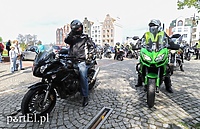 Lewa w górę i w drogę!