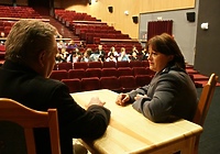 Policyjne pogadanki w teatrze