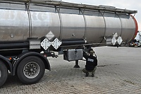 Podejrzana cysterna zatrzymana w Grzechotkach