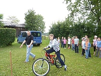 Policjanci edukują półkolonistów