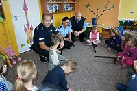 Policjanci w przedszkolu