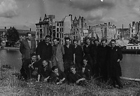 "Nasze tutaj" - historie z rodzinnych albumów w kinie Światowid