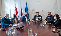Prezydent tłumaczy podwyżki