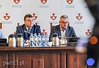 Prezydent z wotum zaufania i absolutorium