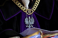 Proces policyjnych laborantów ruszy we wrześniu