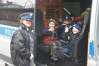 Przedszkolaki z wizytą u policjantów