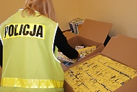 Przewozili ponad 16 tys. sztuk papierosów bez akcyzy