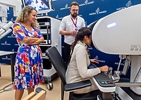 Roboty w służbie chirurgii