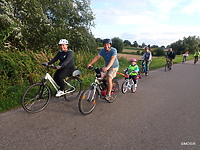 Rowerami na szlaku kwietników