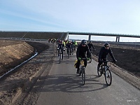 Rowerowa jazda wzdłuż trasy S7