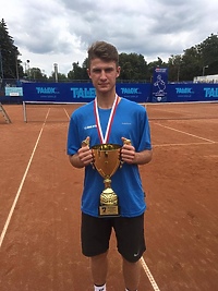 Srebro i brąz na mistrzostwach Polski  (tenis ziemny)