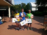 Startuje z sukcesami (tenis)