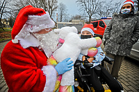 Strażacki Mikołaj spełnia marzenia