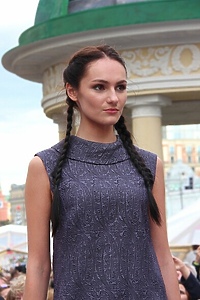 Jaką sukienkę wybrać na studniówkę?