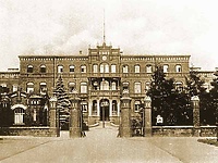 Dawno temu w Elblągu... robotnicy wysłali paczki kolegom walczącym na froncie