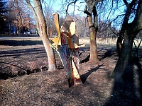 Sztuka, kicz czy kawałek złomu?