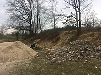 Tutaj niebawem odpocznie turysta i rowerzysta